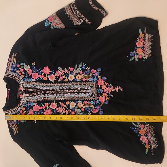 Johnny Was Black Blouse with Pink Embroidery Medium - Picture 9 of 10